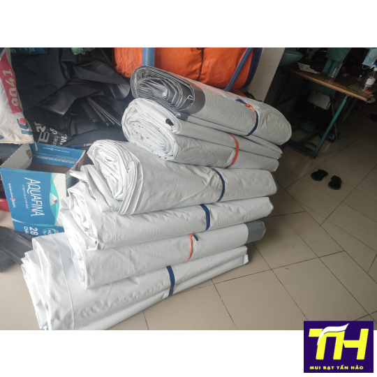 Bạt Xám Trắng